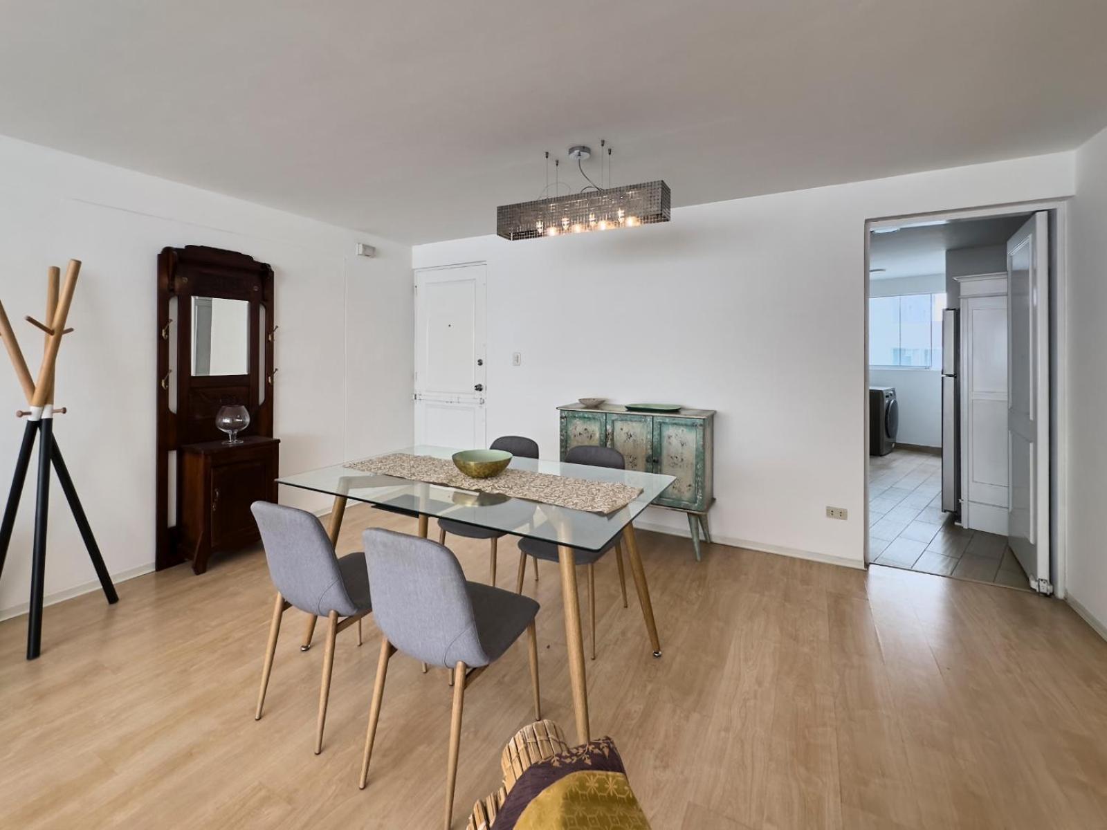 Apartment Alcanfores Miraflores *